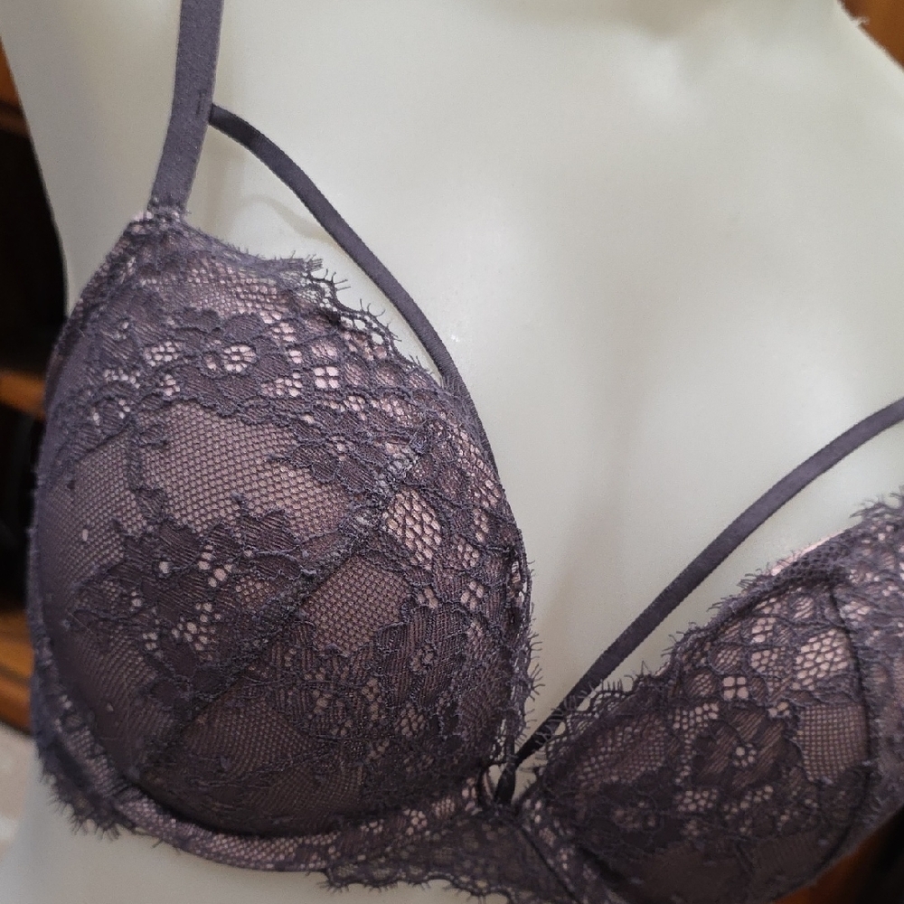 La SENZA Lace Underwire Bra in Lavender - Picture 6 of 6